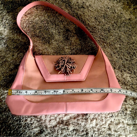 Y2K genuine leather pink shoulder bag. - Picture 8 of 9